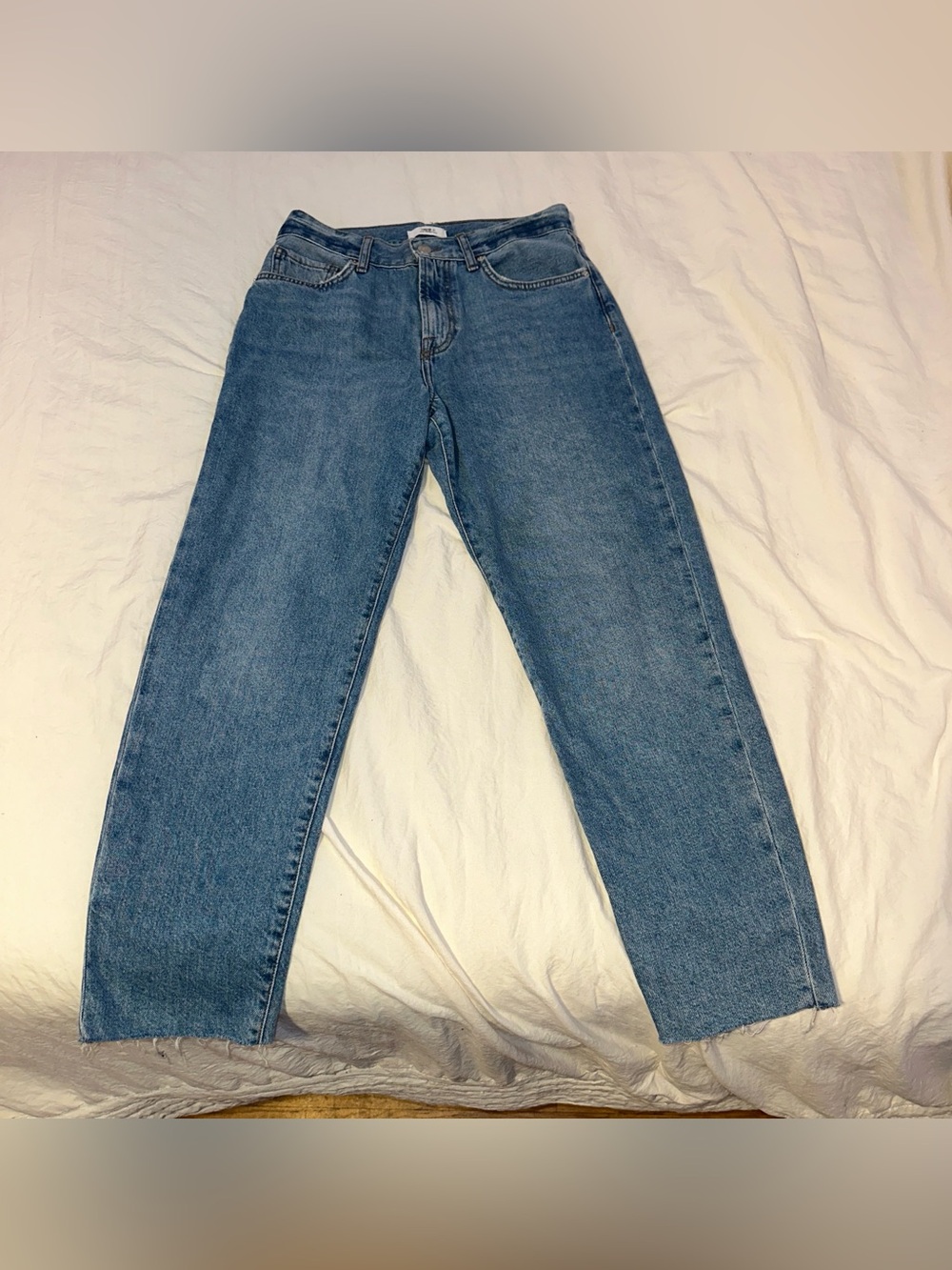 Forever 21 Straight Leg Jeans Size 28
